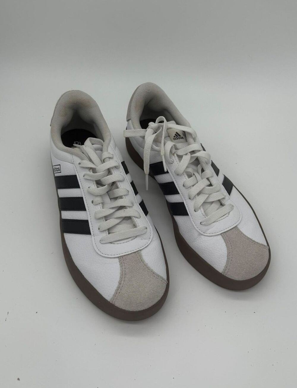 Adidas Shoes Womens Size 8.5 White Black Gum Sole Low Top Three Stripe Sneakers